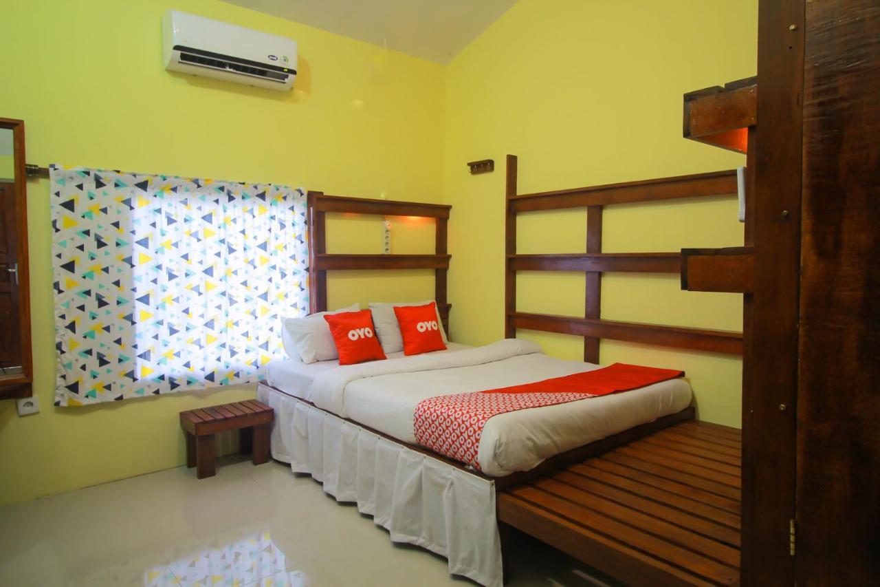 Oyo 1596 Taman Homestay Syariah Dumai Exterior foto